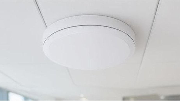 办公室 WiFi 总是连不上？把信道和功率调对